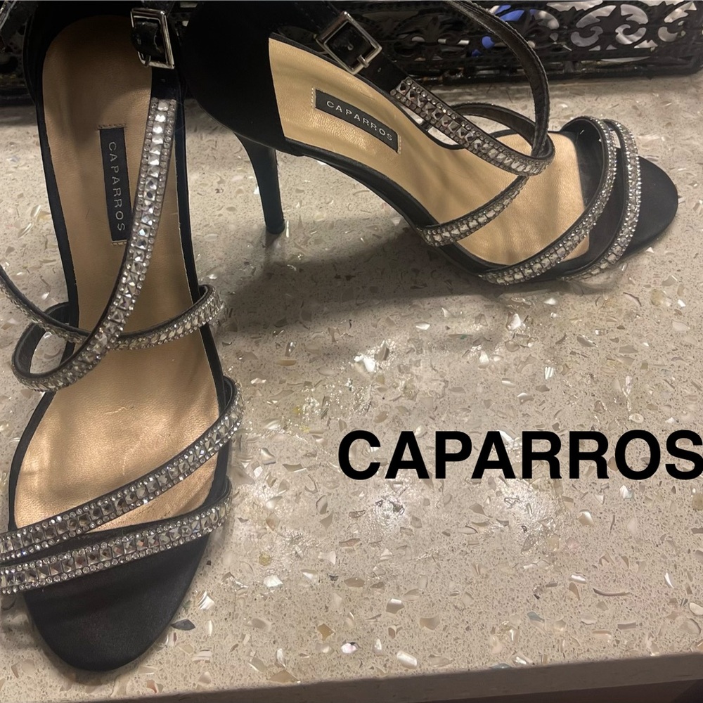 CAPARROS Heels Black 8.5